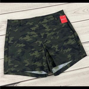 SPANX Sunshine Shorts 6” Green Camo Pull On Active Stretch UPF 50 Women’s Small
